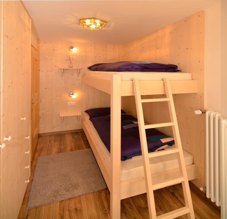 Apartments Rezia Ortisei Szoba fotó